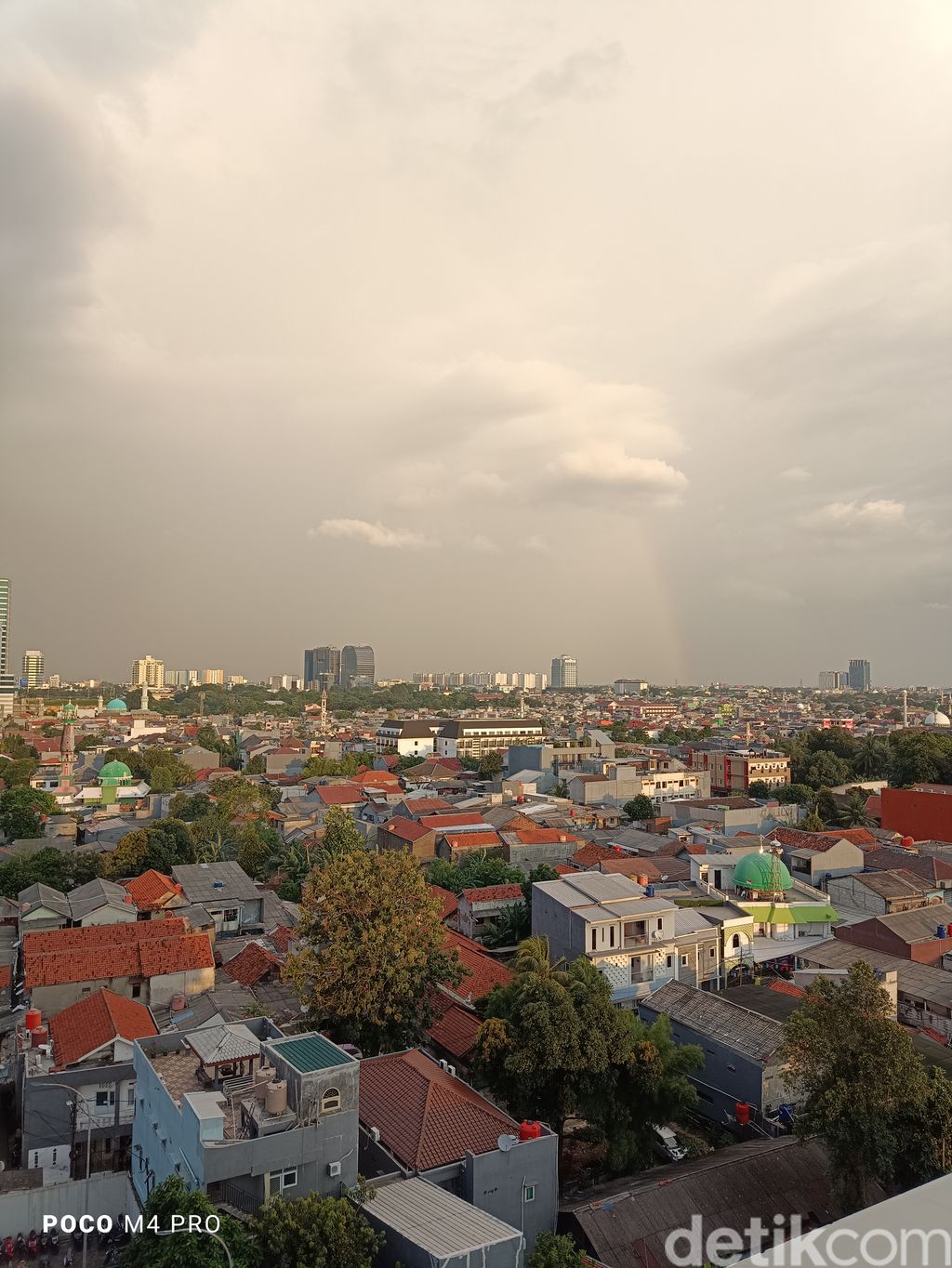 Poco M4 Pro