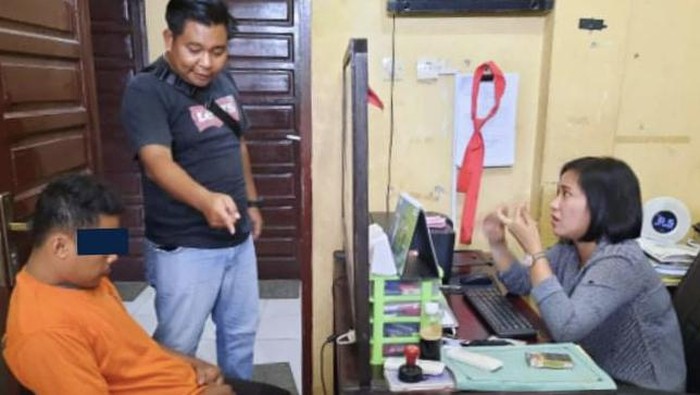 Satpam Perkebunan di Labuhanbatu diperiksa polisi.