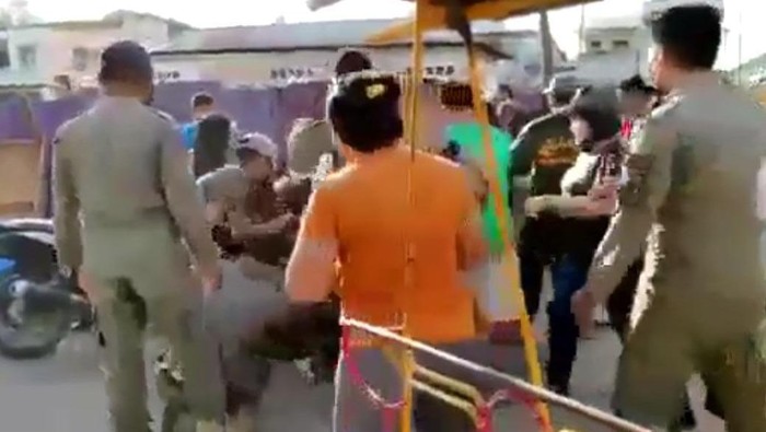 Tangkapan layar video viral.