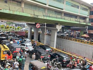 Penampakan Kemacetan di Kawasan Pasar Tanah Abang