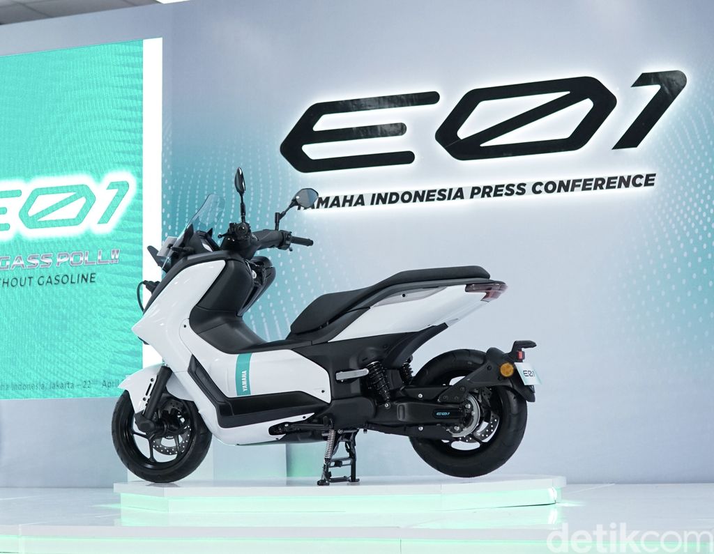 Motor listrik Yamaha E01