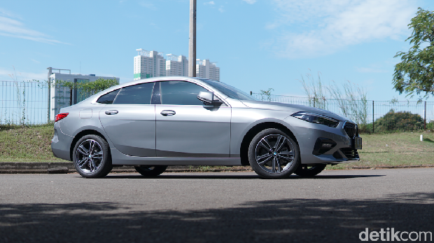 BMW 218i Gran Coupe Sport BMW 218i Gran Coupe Sport