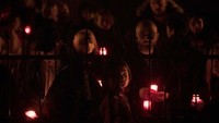 Ibadah itu juga dihadiri puluhan pengungsi Ukraina yang tinggal di panti sosial milik gereja.