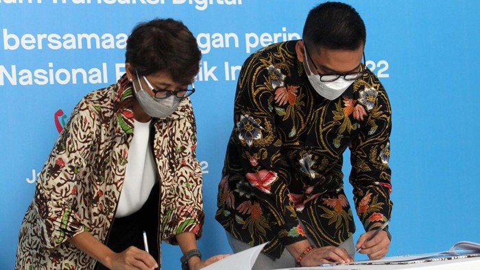 Gandeng BPKN, GoPay Lindungi Konsumen dalam Transaksi Digital GoPay bersinergi dengan Badan Perlindungan Konsumen Nasional (BPKN). Kerja sama ini untuk peningkatan upaya perlindungan konsumen dalam transaksi digital.