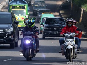 H-8 Lebaran, Arus Lalin Nagreg Terpantau Ramai Lancar