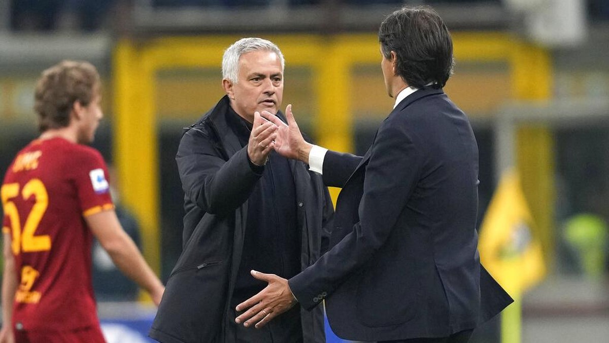 Jose Mourinho mengaku Inter Milan lebih kuat usai AS Roma kalah 1-3 (Foto: AP/Antonio Calanni)