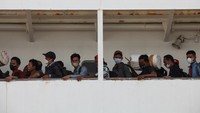 Mendekatai Lebaran, jumlah pemudik yang datang ke pelabuhan ini meningkat.