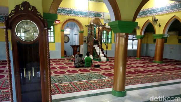 Masjid Babul Firdaus Makassar.