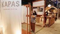 Di koleksi yang terbuat dari kapas lokal ini, Sukkha Citta menghadirkan kurang lebih 20 koleksi dengan desain yang timeless.