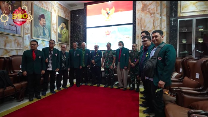 Panglima TNI Jenderal Andika Perkasa menerima kunjungan Pengurus IDI Panglima TNI Jenderal Andika Perkasa menerima kunjungan Pengurus IDI