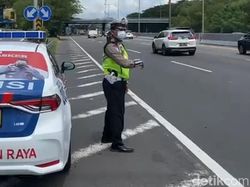 Jelang Lebaran 2022, 100 Ribuan Kendaraan Melintas di Tol Sidoarjo-Warugunung