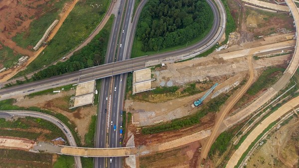 Potret Proyek Tol Japek II Selatan dari Udara