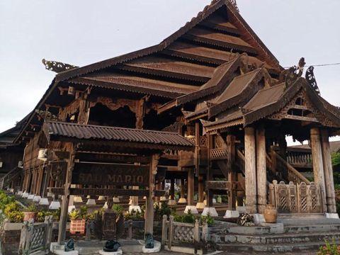 Rumah Adat Sao Mario Kabupaten Soppeng, Sulsel.