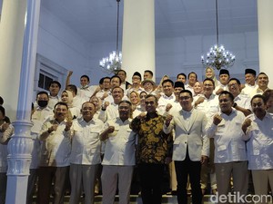 Respons Ridwan Kamil Usai Berpeluang Dipinang Gerindra Kembali di 2024