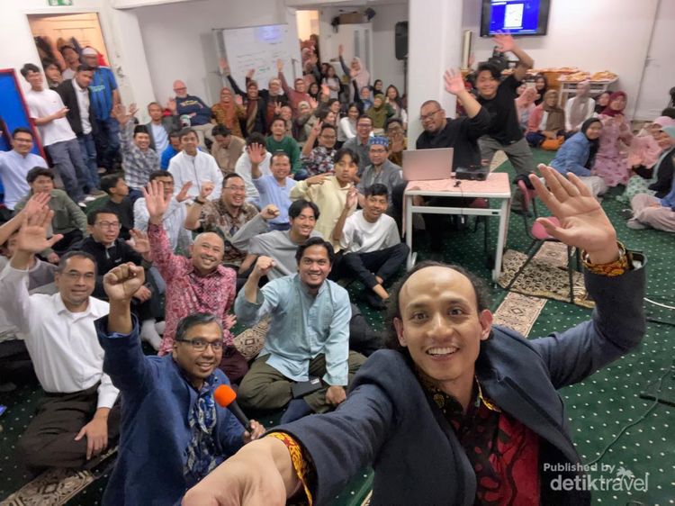 Potret Serunya Buka Puasa Bersama Diaspora di Utrecht