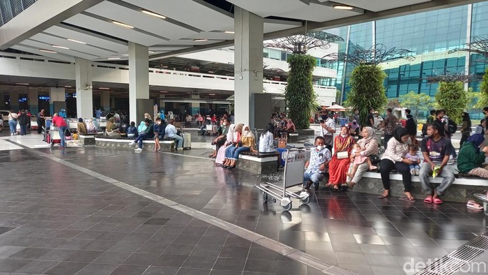 Suasana kedatangan Terminal 3 Bandara Soekarno Hatta (Soetta) sudah mulai ramai (Khairul Maarif/detikcom)