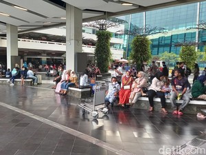 Rindu Nani Nantikan Kepulangan Anak dari Jerman Usai 3 Tahun Tak Bertemu