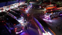Terminal bus AKAP yang malayani transportasi dengan tujuan berbagai provinsi di Pulau Sumatera dan Jawa itu mulai dipadati pemudik yang akan merayakan Hari Raya Idul Fitri 1443 di kampung halaman.