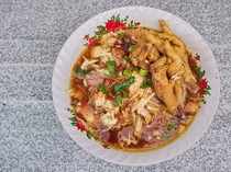 20 Soto Ceker Ayam Murah Meriah dan Enak Ada di Sini!