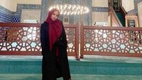 Karena sudah berhijab, Bella Luna pun berniat menghapus foto-foto lamanya di Instagram ketika belum menutup aurat. (Foto: dok. Instagram @bellalunaferlinn)