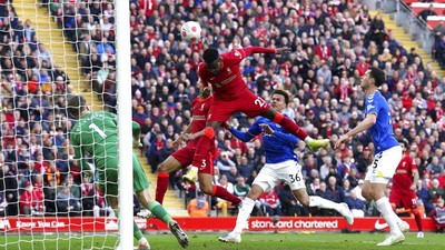 Bungkam Everton, Liverpool Tempel Ketat Man City