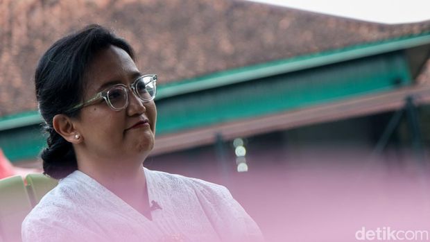 Gusti Kanjeng Ratu (GKR) Hayu Gusti Kanjeng Ratu (GKR) Hayu di Keraton Yogyakarta - Hot Questions