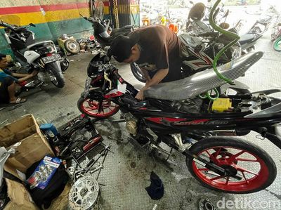 Jasa Servis Motor Makin Padat Menjelang Lebaran