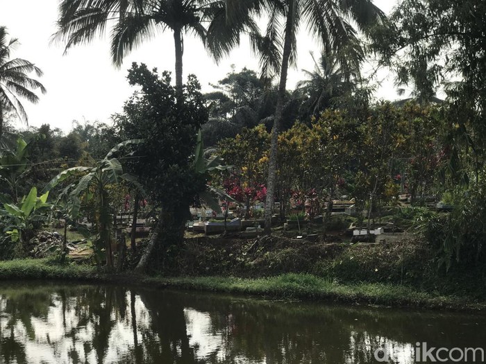 Kampung Selajambe, Kabupaten Sukabumi.