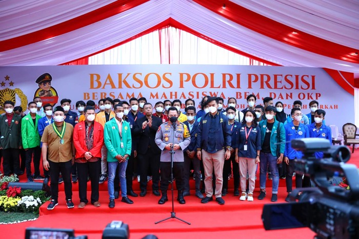 Kapolri Jenderal Listyo Sigit hadiri Baksos Polri Presisi bersama mahasiswa, BEM hingga OKP