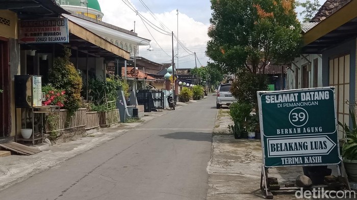 Kawasan warung pemancingan lama di Dusun Mangun Suparnan, Desa Janti, Polanharjo, Klaten, Minggu (24/4/2022).
