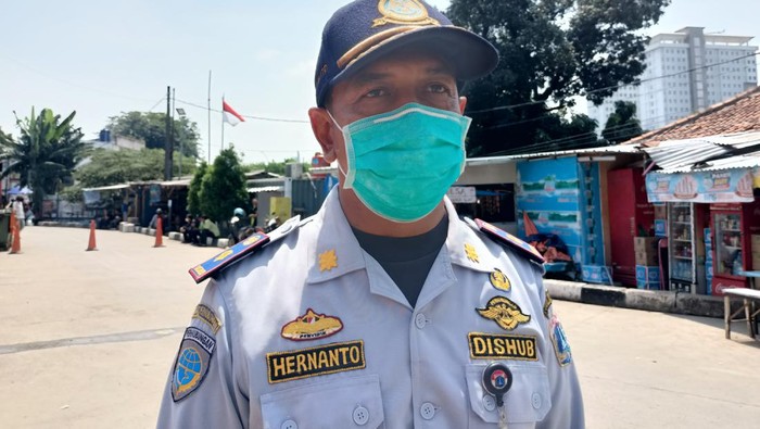 Kepala Terminal Lebak Bulus, Hernanto