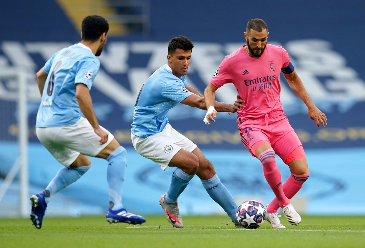Manchester City mewaspadai bomber Real Madrid Karim Benzema. (Foto: Getty Images/Pool)