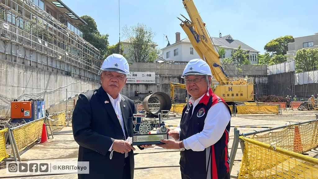 Menteri PUPR Blusukan Cek Proyek Gedung Baru KBRI Tokyo