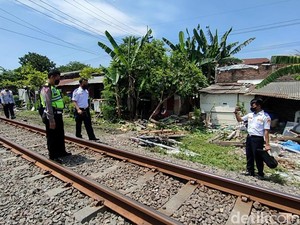 Penjaga Ungkap Ngerinya Lokasi Brio Tertabrak KA Tewaskan 3 Orang