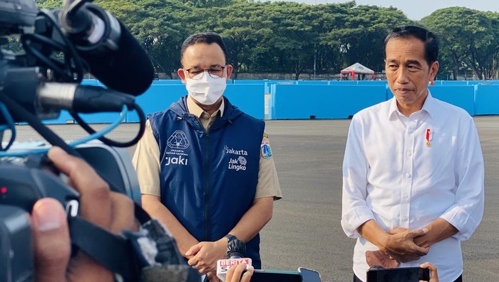 Momen Jokowi Tinjau Sirkuit Formula E