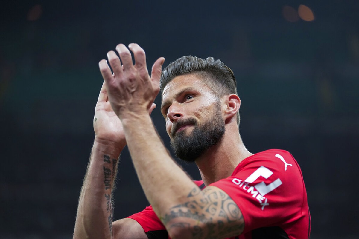 Duo Sesepuh yang Selamatkan AC Milan (AP)