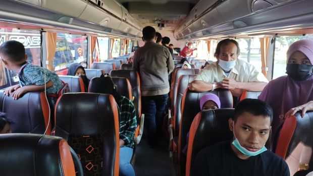 Polda Metro melepas mudik gratis di GBK
