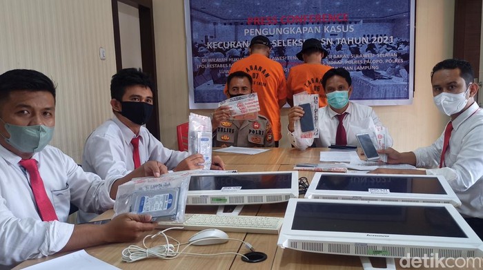 Polres Tana Toraja ungkap pelaku tindak pidana kecurangan CASN 2021.