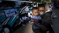 Pagi ini ada sekitar 504 penumpang dengan pemberangkatan 13 bus. Diantaranya 1 bus tujuan Jawa Barat, 7 bus tujuan Jawa Tengah, 2 bus tujuan DIY dan 3 bus tujuan Jawa Timur.  
