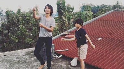 9 Potret Sederhana Rumah Eross Sheila on 7, Bisa Main Layangan di Rooftop