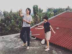 9 Potret Sederhana Rumah Eross Sheila on 7, Bisa Main Layangan di Rooftop