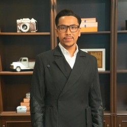 Sammy Simorangkir ke MK, Curhat Dilarang Nyanyi Lagu Kerispatih