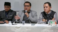 Bahwa terkait dengan adanya Putusan Mahkamah Agung No: 997K/pdt/2022 obyek gugatannya adalah terkait dengan rapat pleno, maka yang batal itu hanya Anggaran Dasar yang diubah dalam pleno tersebut.