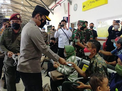 Stasiun Surabaya Pasar Turi