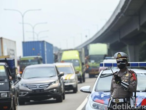 Korlantas Jelaskan Tahapan Rekayasa Lalin di Tol Cikampek Saat Arus Mudik
