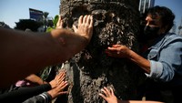 Isak tangis  pecah di pohon palem yang dikenal dengan La Palma.