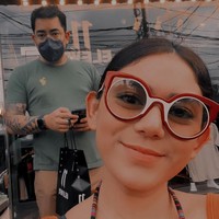 Baru-baru ini pesinetron dan bintang iklan itu pun kerap menampilkan kebersamaannya bersama sang kekasih. Beberapa di antaranya ketika keduanya liburan di Bali pada awal April. Foto: Instagram/@thalitalatief