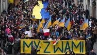 Aksi ini sebagai bentuk dukungan terhadap Ukraina yang kini tengah diserang Rusia
