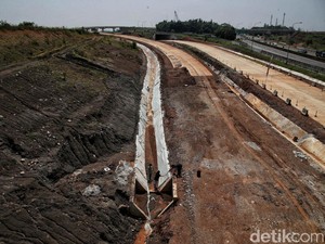 Pasokan Material Tol Jakarta-Cikampek II Dikebut Biar Cepat Rampung