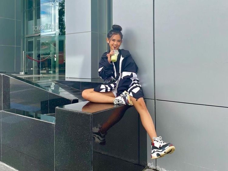 Momen Ziva Magnolya Masak Kue Cubit dan Jajan Cilok